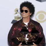 Bruno Mars: Kralj fanka 8