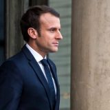 Makron ne može da zaustavi "lažne vesti" 1