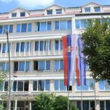 Odzvonilo šalterima i dugim redovima 4