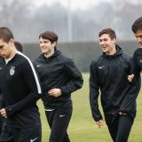 Svi na okupu sem Evertona 14