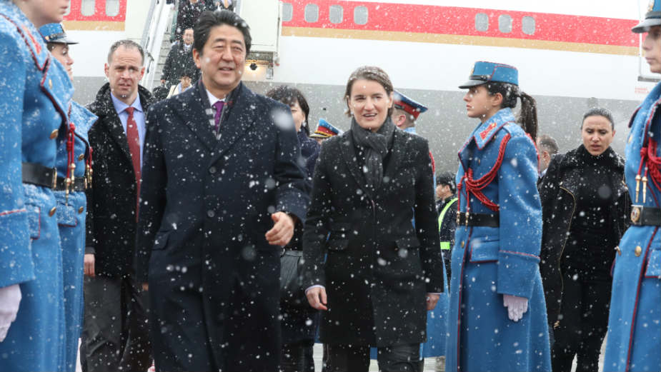 Vučić: Istorijska poseta; Abe: Nećemo zaboraviti pomoć 1