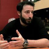 Nikola Đuričko: Za naše pare nas prave majmunima 15