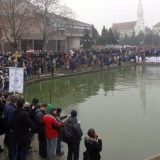 ZR: Nenad Živanov prvi do krsta 15