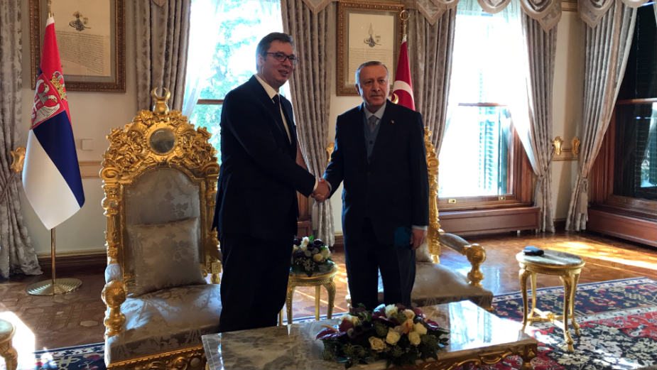 Vučić: Sačuvati mir bez obzira na dešavanja 2 Vučić: Sačuvati mir bez obzira na dešavanja 2