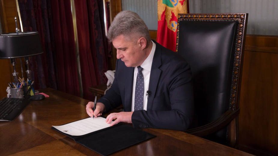 Crna Gora: Predsednički izbori 15. aprila 1