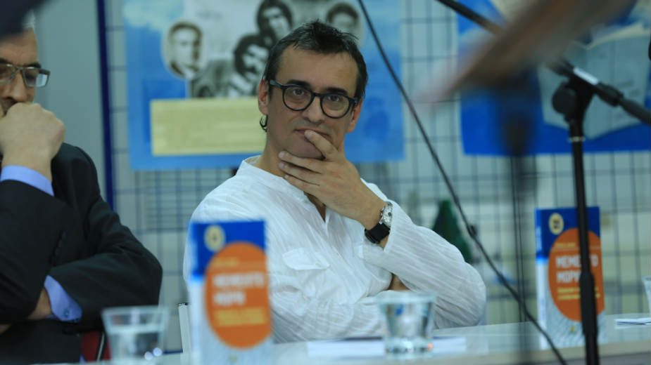 Predstavljena knjiga Petra Jeknića "Memento mori" 1