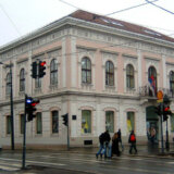Praznični popust na godišnju članarinu u Biblioteci grada Beograda 8