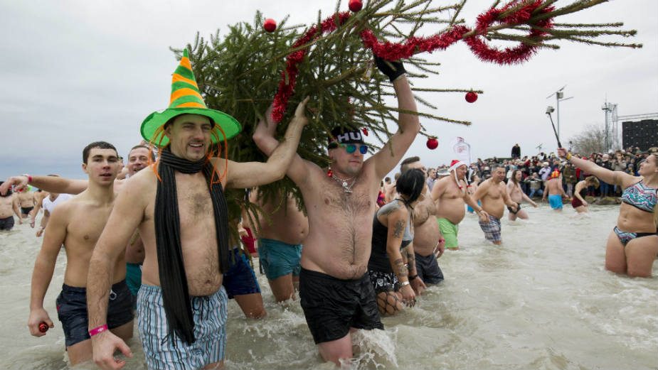 Prvi dan 2018. godine u svetu (FOTO) 2