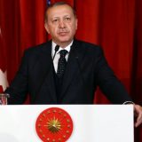 Erdogan poručio Makronu da je on u stanju moždane smrti 6