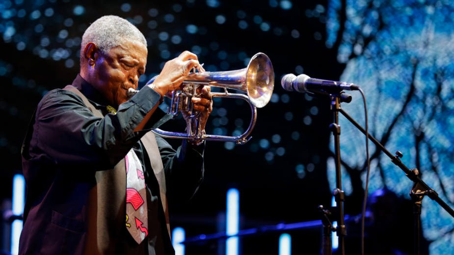 Preminuo muzičar Hju Masakela 1