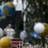 Papa: Migrantima ne gušiti nadu 9