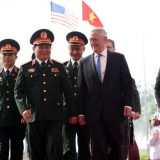 Američki nosač aviona stiže u Vijetnam zbog Kine 5