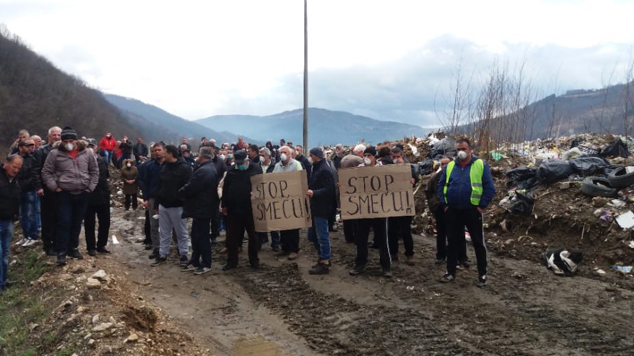 Vrebaju da ujedaju 1 Vrebaju da ujedaju 1