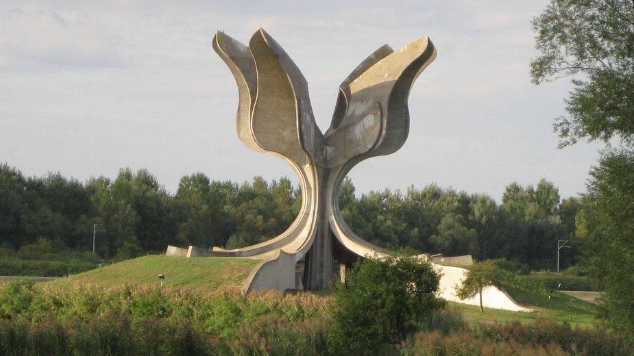 Hrvatska Vikipedija: Jasenovac bio sabirni logor 1