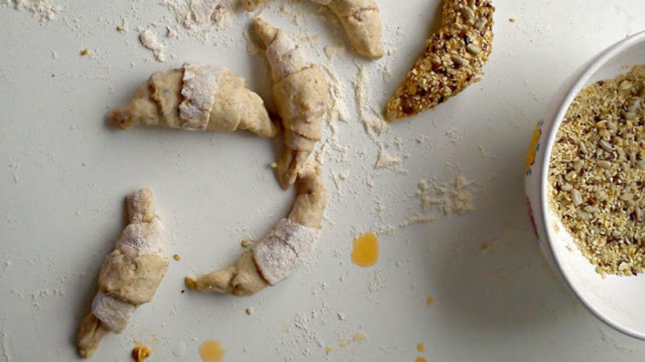 Recept nedelje: Kiflice sa semenkama 2 Recept nedelje: Kiflice sa semenkama 2