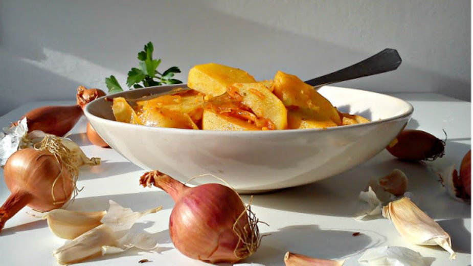 Recept nedelje: Kiseli kupus sa krompirom 1