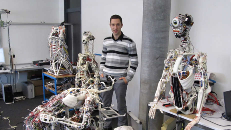 Uspevamo da i strance privolimo da rade ovde 1