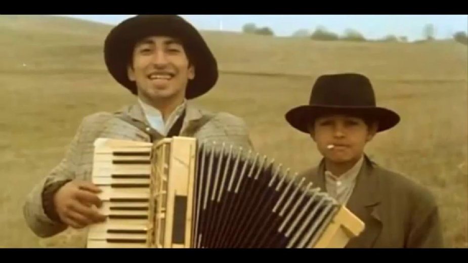 Besplatna projekcija filma „Ko to tamo peva“ u 10 gradova 1