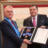 Odlikovan Nikolić u RS: Od srca vam želim nezavisnost 11