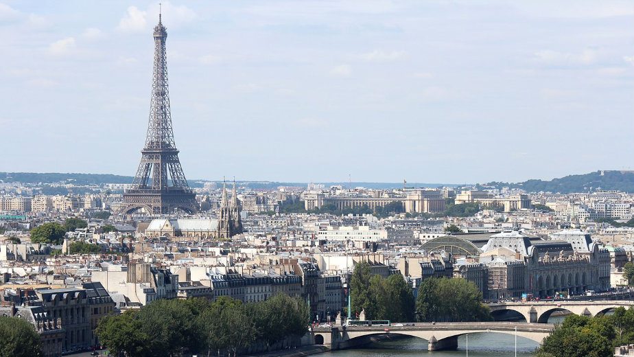 Oko 1.500 ljudi evakuisano u Parizu 1