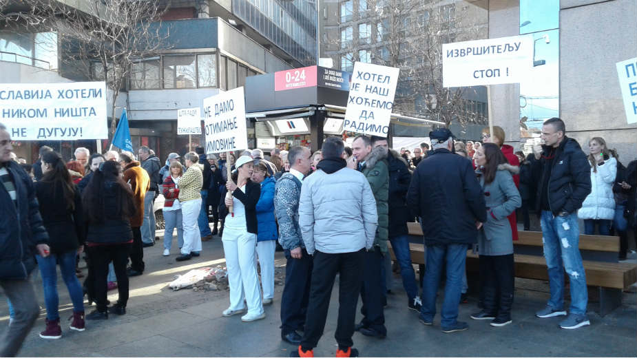 Prihvataju privatizaciju, neće spornu prodaju "Slavije" 1