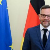 Rot: Berlin ne ćuti 15