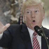 "Maloletni" predsednik u haotičnoj Beloj kući 15