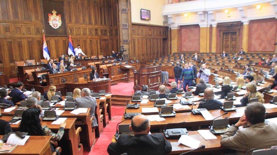 Namerna tišina u parlamentu do beogradskih izbora 1