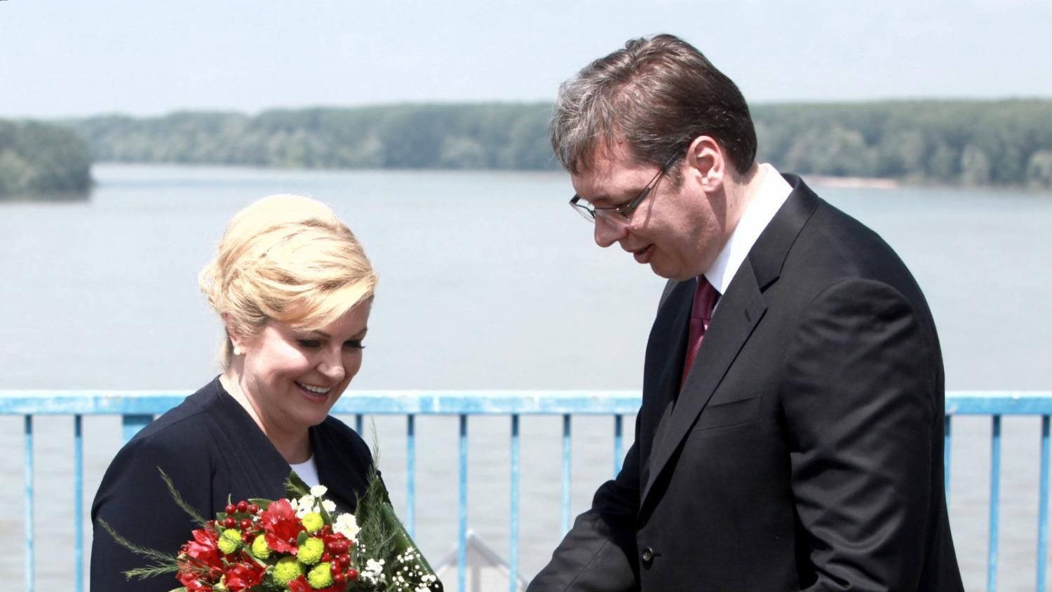 Grabar Kitarović ne odustaje od poziva Vučiću 1