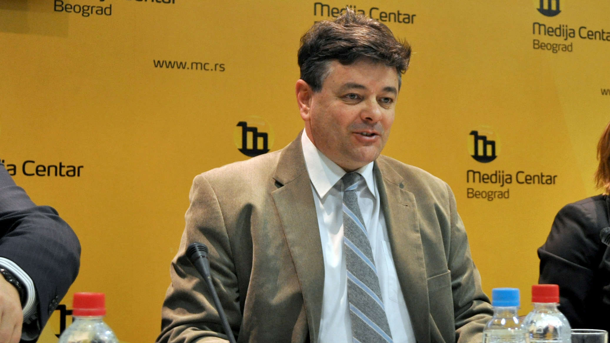 Popović, Lipkovski i Jovančićević u trci za rektora 1