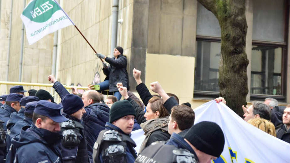 Policija ignorisala zakon o zabrani fašističkih simbola 1