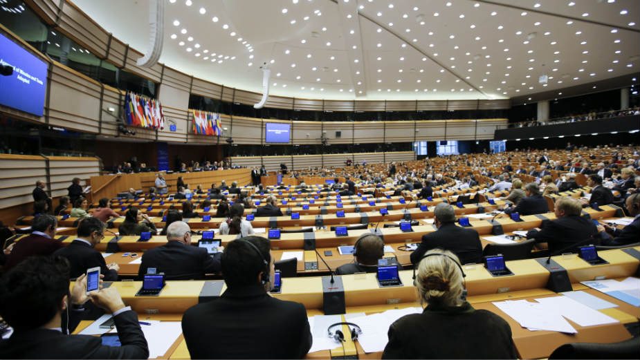 Posvetiti se prevazilaženju nasleđa prošlosti 1