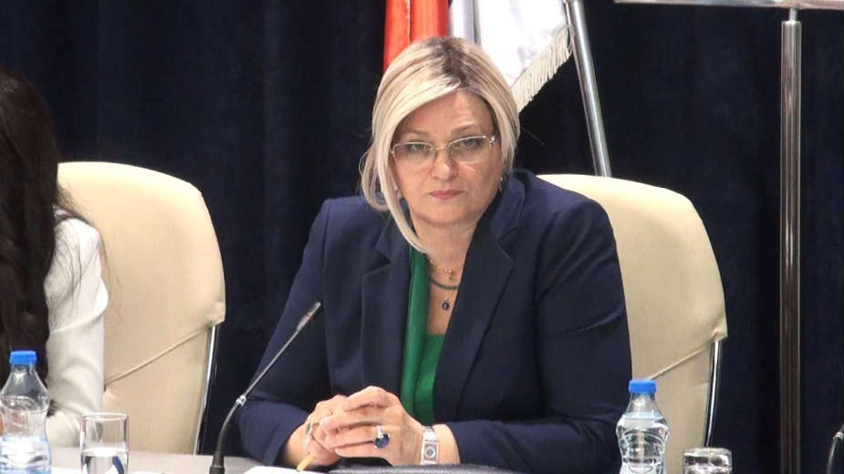 NBS slabila evro, rezerve pale 1