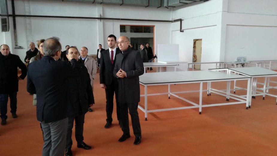 Prvih 300 radnika kreće na obuku 1 Prvih 300 radnika kreće na obuku 1