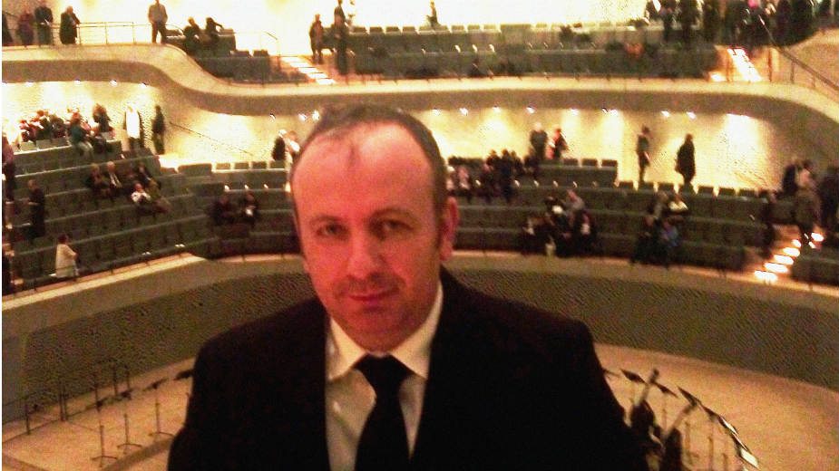 Promeniti ustrojstvo i princip rada Komisije za imenovanje ulica 1 Promeniti ustrojstvo i princip rada Komisije za imenovanje ulica 1