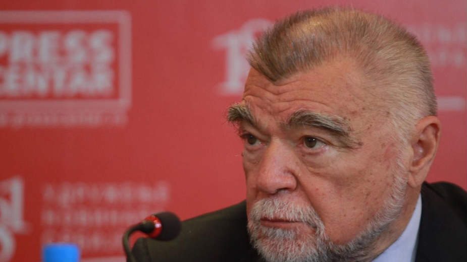 Mesić: Dodik puškama ne može da razbije BiH 1