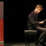 Mladi pijanista iz Srbije pobednik takmičenja u Zagrebu 10