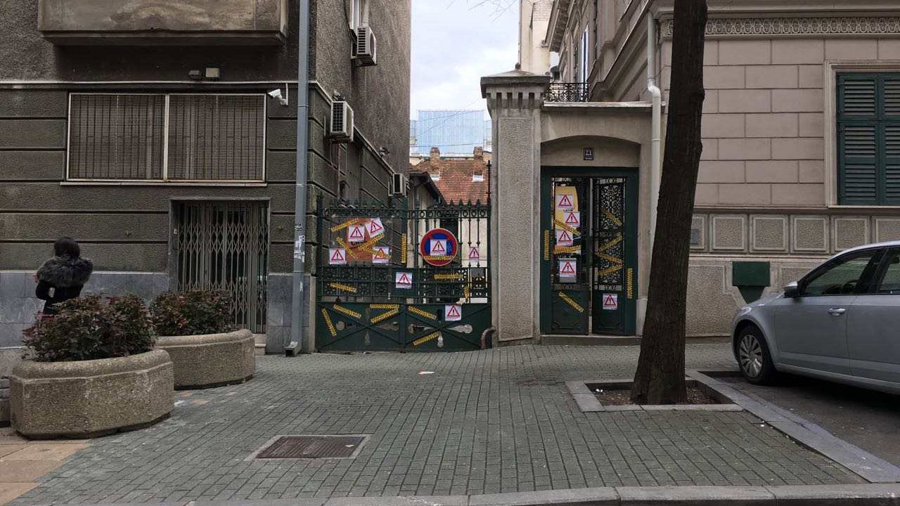 „Ovo nije predstava“: Prvo izvođenje pozorišno protestnog događaja u CZKD-u 1 „Ovo nije predstava“: Prvo izvođenje pozorišno protestnog događaja u CZKD-u 1