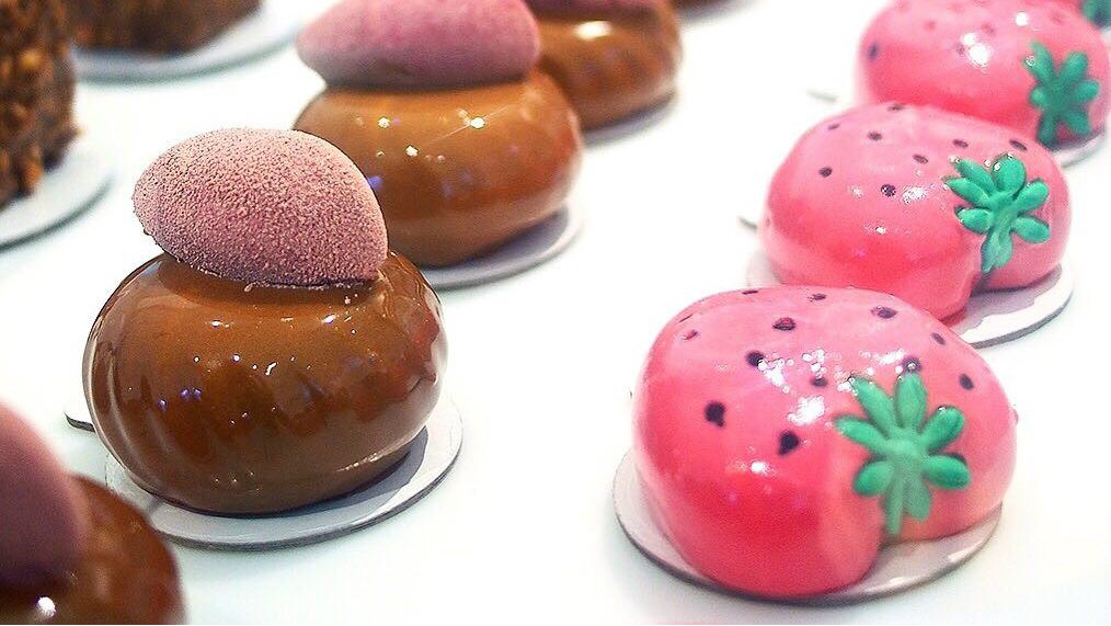 Kompjutere zamenile francuskim kolačima 3