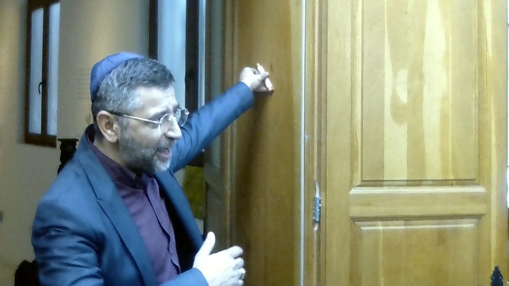 Postavljena mezuza na Muzeju šabačkih Jevreja 1