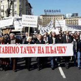 Protest penzionera: Za šest godina oteto četiri do pet milijardi evra 13