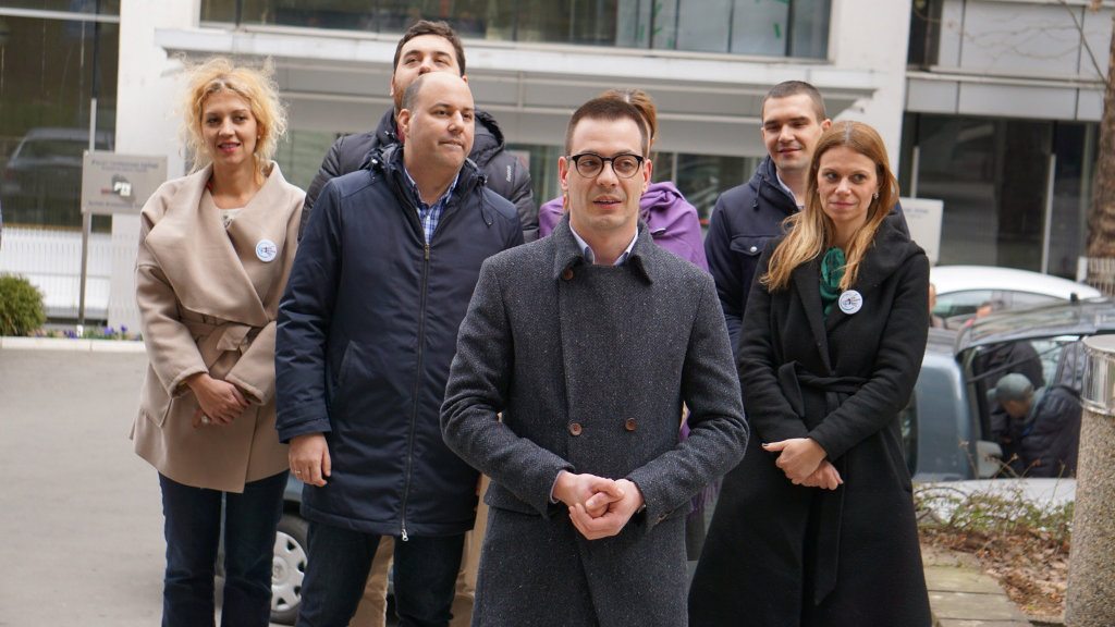 Udruženje: Vučić da preuzme odgovornost 1