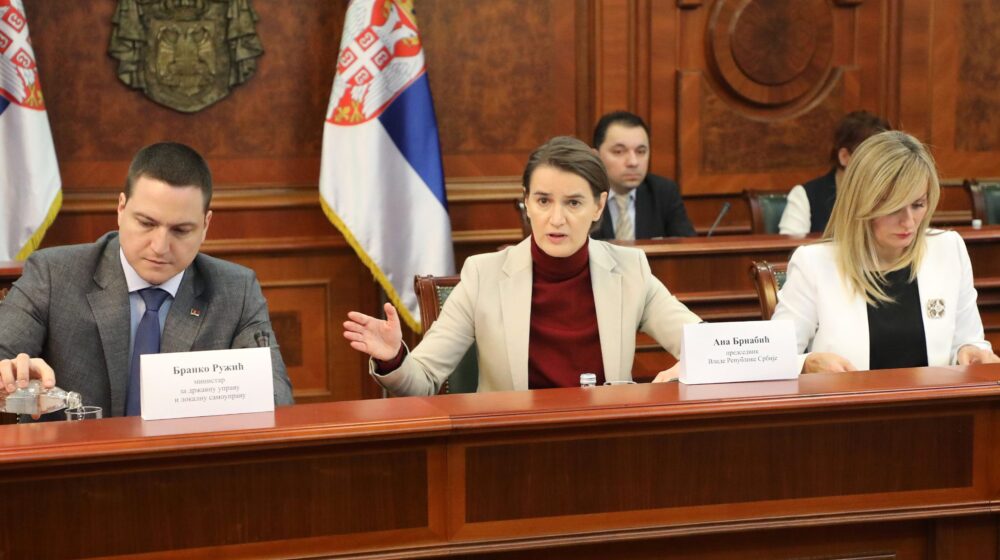 Brnabić: Informisanje na jezicima manjina prioritet u finansiranju 1