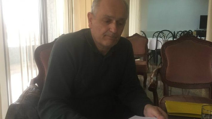 Ko je čovek koji muči vlast u Surdulici 1