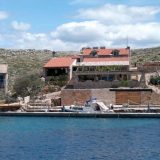 Više od 40.000 "divljaka" čeka dozvole 7