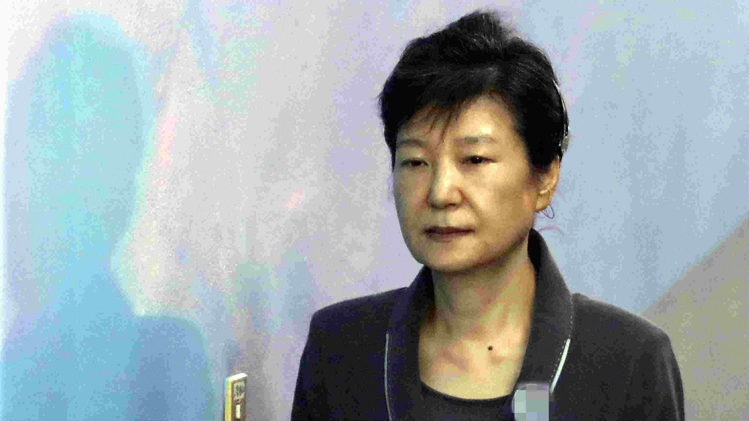 Zatraženo 30 godina zatvora za bivšu predsednicu Južne Koreje 1