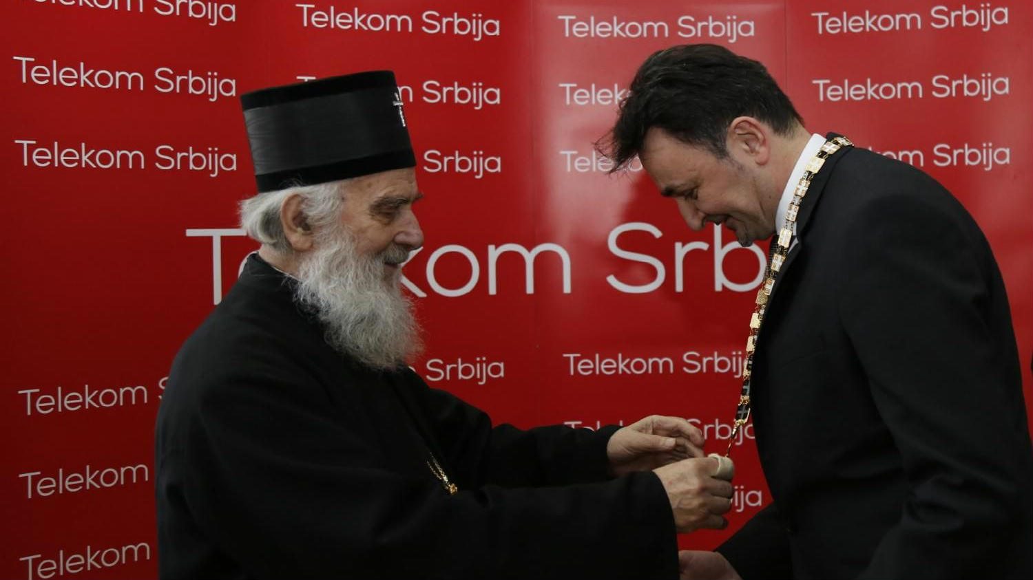 Crkva odlikovala Telekom 1