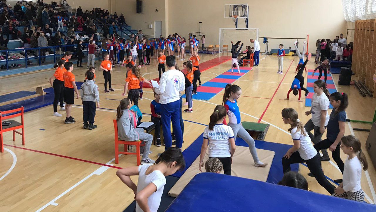 Kraljevo se vraća na gimnastičarsku mapu Srbije 1 Kraljevo se vraća na gimnastičarsku mapu Srbije 1
