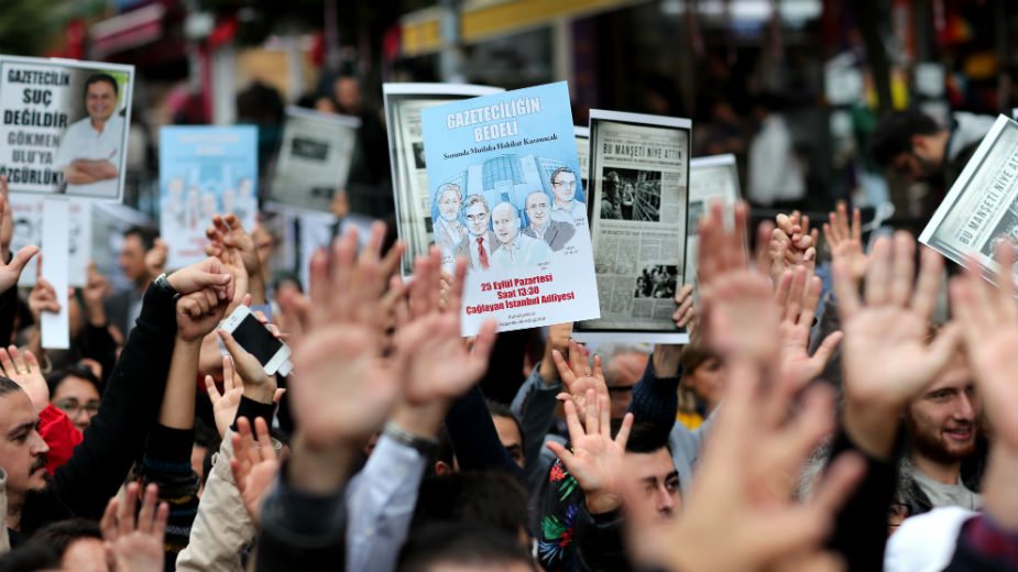 Doživotan zatvor za šest novinara 1