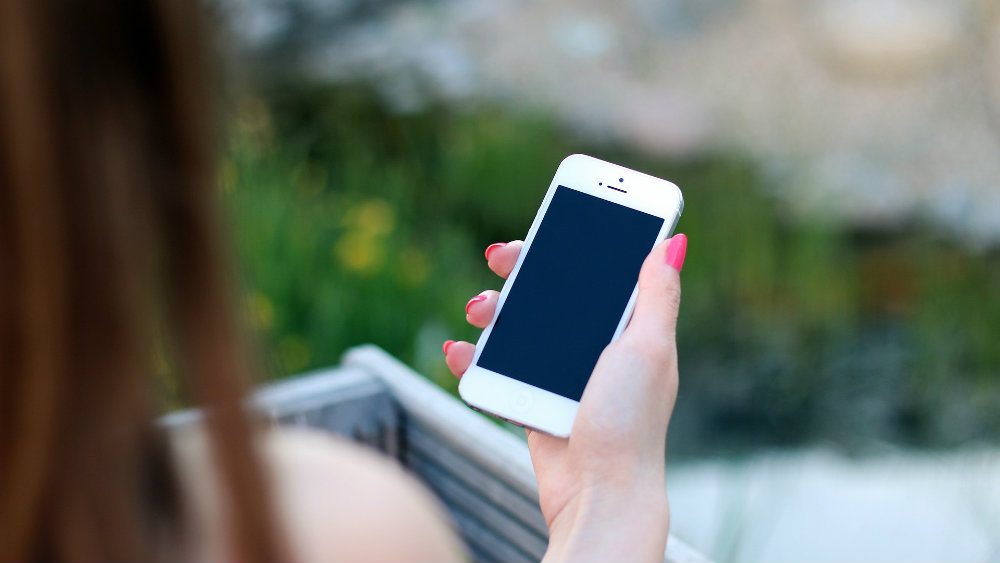 Mislila sam da me zove manijak, a zvala me Bojana iz SNS (AUDIO) 1